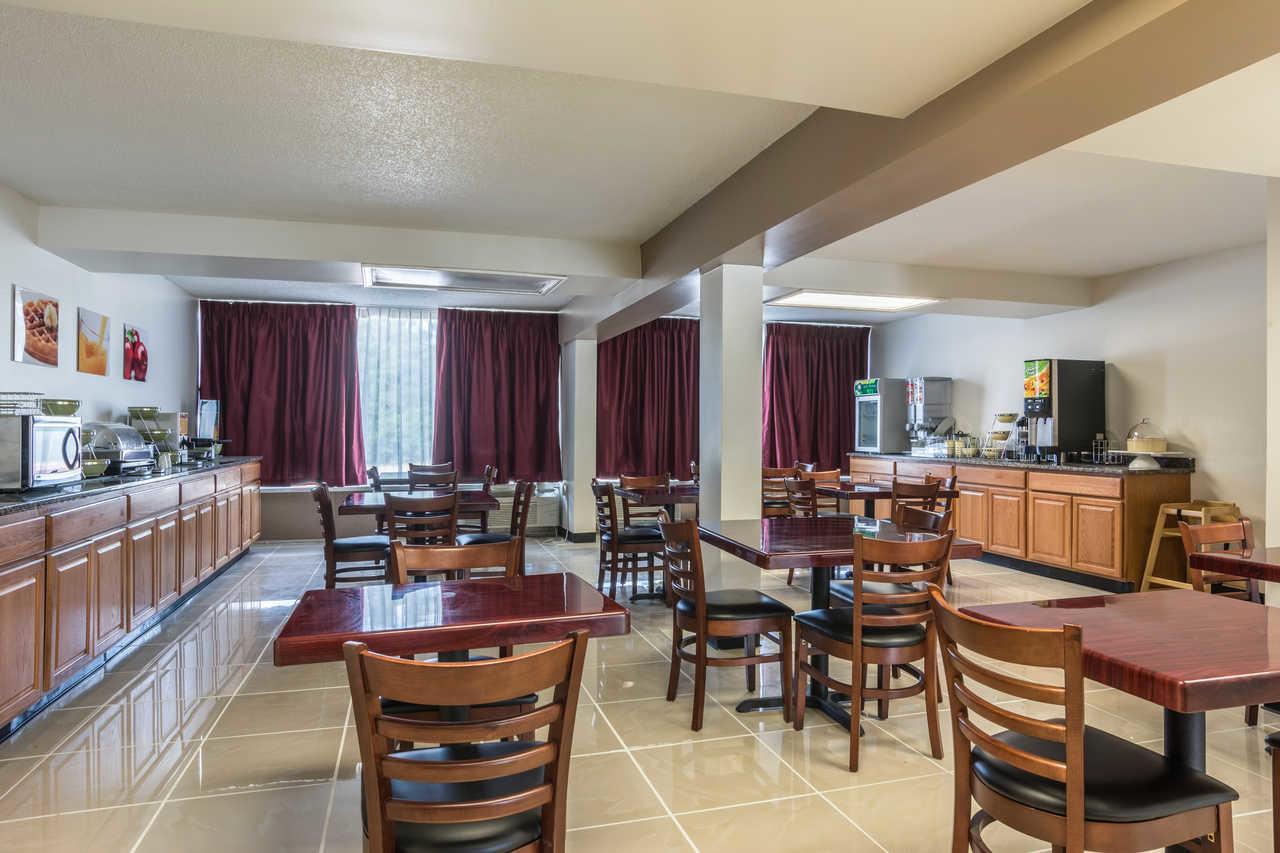 Hotel Days By Wyndham Hartsfield Jackson Atlanta Airport West 3*