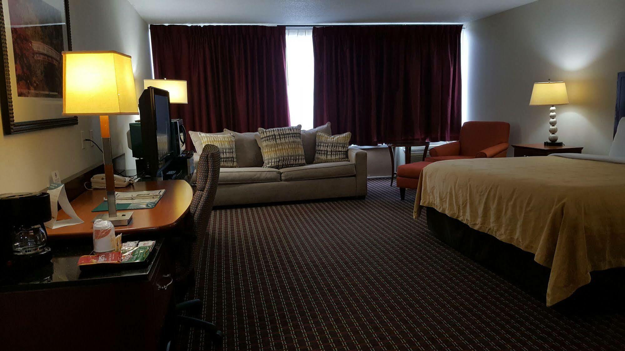 Days By Wyndham Hartsfield Jackson Atlanta Airport West Hotel 3*