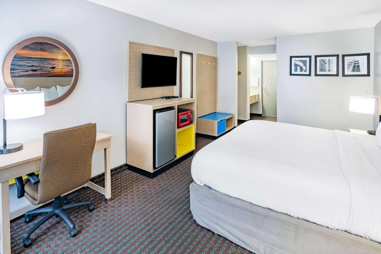 Days By Wyndham Hartsfield Jackson Atlanta Airport West 3* College Park