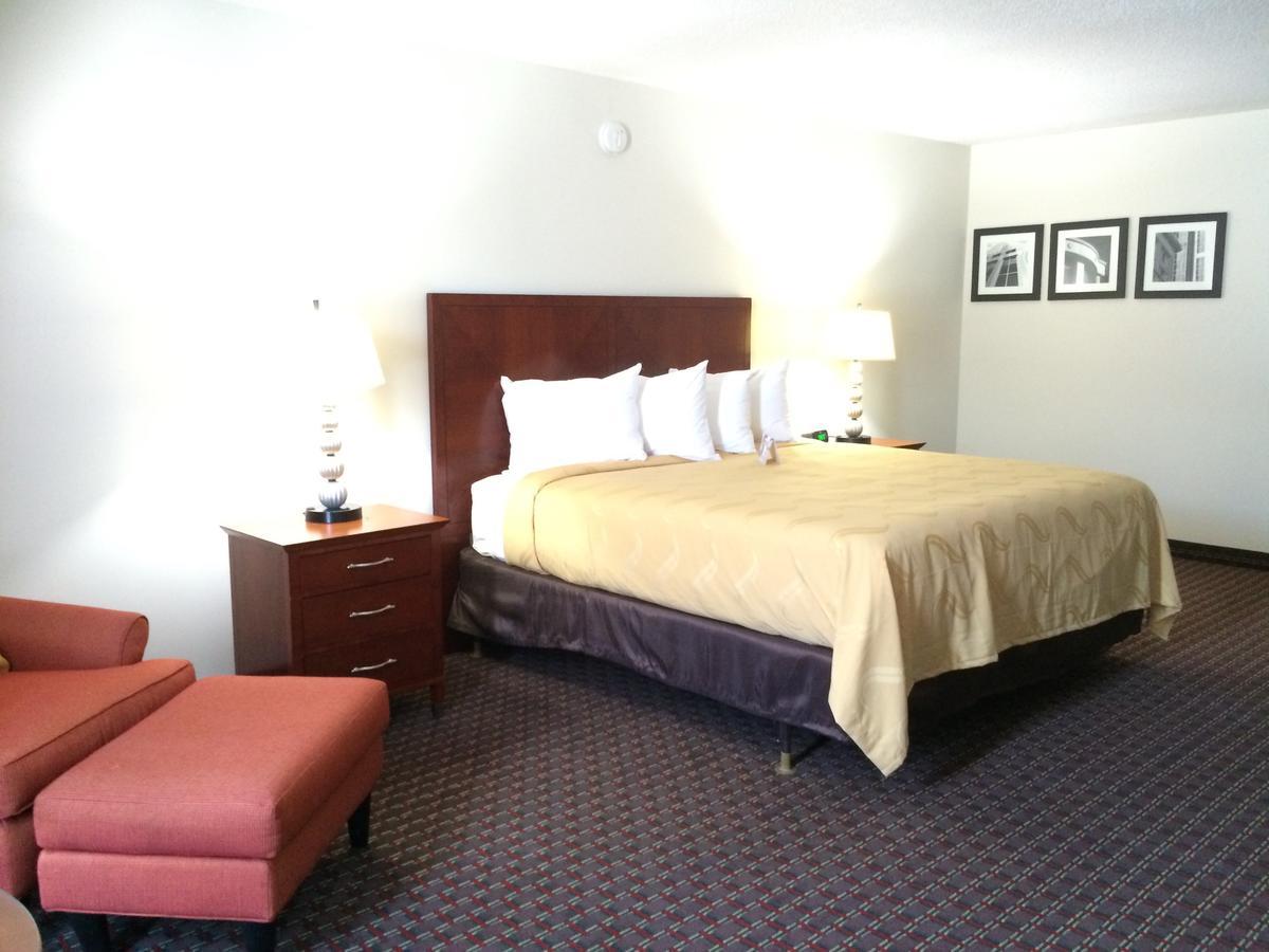 Days By Wyndham Hartsfield Jackson Atlanta Airport West Hotel