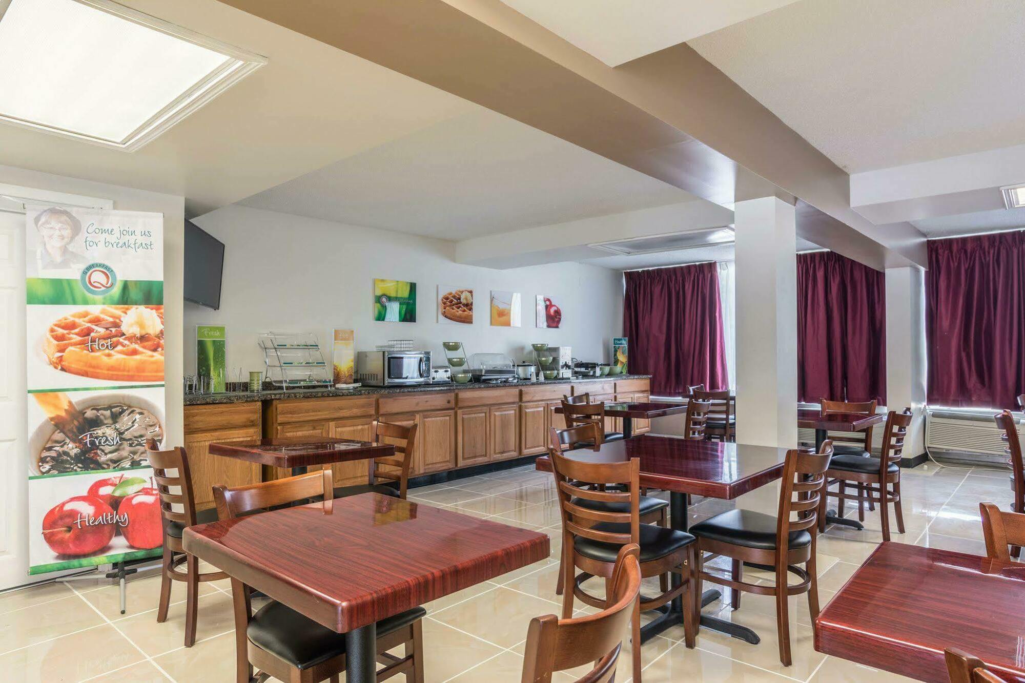 Hotel Days By Wyndham Hartsfield Jackson Atlanta Airport West 3*
