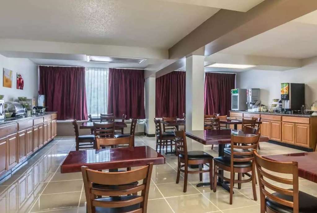 Days By Wyndham Hartsfield Jackson Atlanta Airport West Hotel