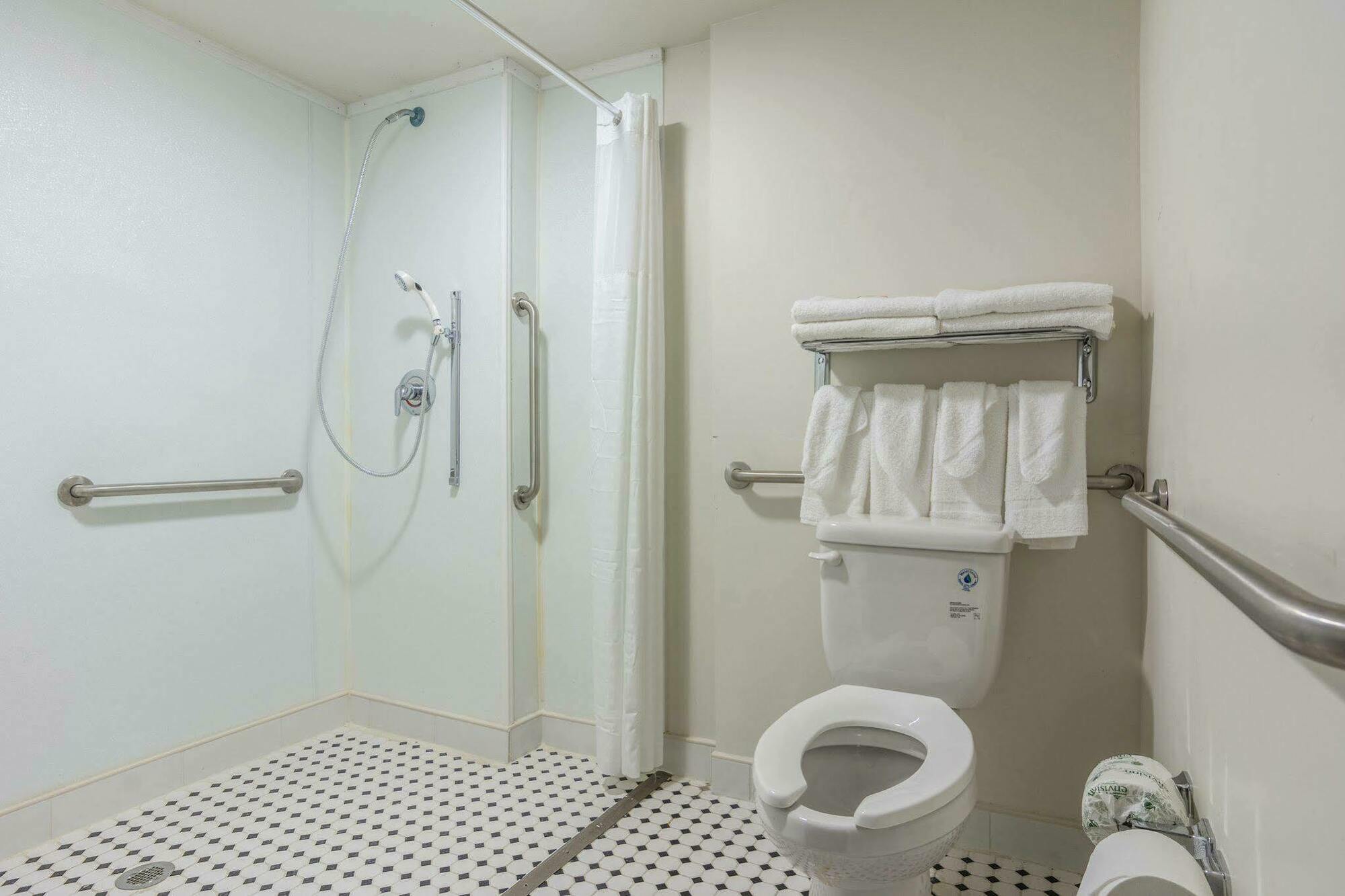 Days By Wyndham Hartsfield Jackson Atlanta Airport West Hotel College Park